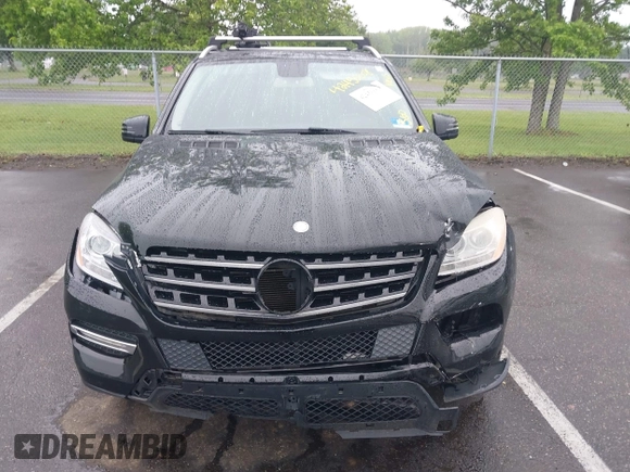 2012 Mercedes-Benz M 350 with VIN 4JGDA5HB7CA001805, listed as a IAAI auction lot 42450008 with 112,020 mi miles and . Bid and sale history available at DreamBid. Image 12.