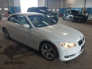 2009 BMW 3 Series 328i z VIN WBAWR33569P461228, wystawiony jako IAAI lot #42219479 z przebiegiem 67 335 mil mil oraz . Historia ofert i sprzedaży dostępna na DreamBid. Obrazek 1.