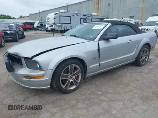 2008 Ford Mustang GT Deluxe with VIN 1ZVHT85H185173853, listed as a IAAI auction lot 42649826 with 176,484 mi miles and . Bid and sale history available at DreamBid. Image 17.