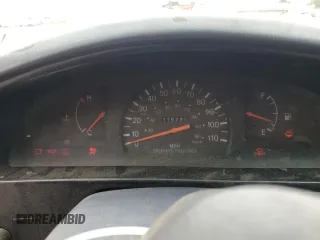 2000 Toyota Tacoma with VIN 4TAVN52N6YZ664111, listed as a Copart auction lot 60163195 with 315,732 mi miles and Salvage title. Bid and sale history available at DreamBid. Image 9.