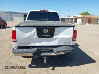 2004 Nissan Titan LE z VIN 1N6AA07B14N528418, wystawiony jako IAAI lot #42281318 z przebiegiem 200 902 mil mil oraz . Historia ofert i sprzedaży dostępna na DreamBid. Obrazek 16.