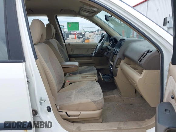 2006 Honda CR-V LX with VIN JHLRD78546C038040, listed as a IAAI auction lot 42196762 with 339,498 mi miles and . Bid and sale history available at carsss.com. Image 5.