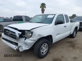 2010 Toyota Tacoma z VIN 5TETX4CN2AZ715385, wystawiony jako IAAI lot #42184905 z przebiegiem 209 078 mil mil oraz . Historia ofert i sprzedaży dostępna na DreamBid. Obrazek 18.