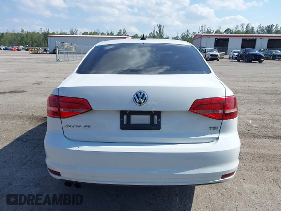2015 Volkswagen Jetta SE с VIN 3VWD17AJXFM327152, выставлен на аукционе IAAI как лот 42055458 с пробегом 69 412 миль миль и . История ставок и продаж доступна на DreamBid. Изображение 17.