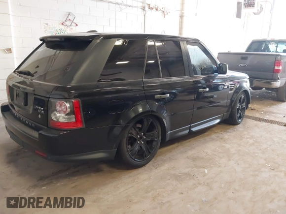 2010 Land Rover Range Rover Sport HSE Lux with VIN SALSK2D44AA245917, listed as a IAAI auction lot 42638894 with 182,054 mi miles and . Bid and sale history available at DreamBid. Image 4.