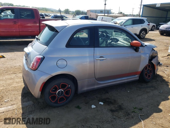 2018 FIAT 500e with VIN 3C3CFFGE2JT374957, listed as a Copart auction lot 63768444 with 39,377 mi miles and Salvage title. Bid and sale history available at DreamBid. Image 3.