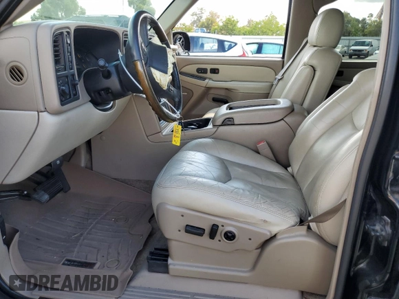 2003 Chevrolet Suburban with VIN 1GNFK16T83J218673, listed as a Copart auction lot 70991614 with 146,490 mi miles and Salvage Title. Bid and sale history available at carsss.com. Image 7.