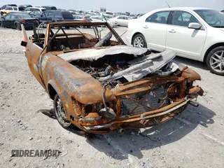 1982 Mercedes-Benz 380 with VIN WDBBA45AXCB016597, listed as a Copart auction lot 43571911 with Not Provided miles and Non Repairable. Bid and sale history available at carsss.com. Image 1.