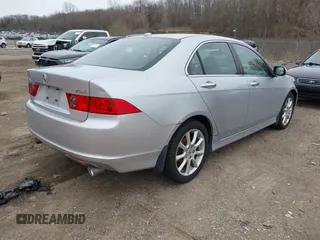 2008 Acura TSX Nav with VIN JH4CL96938C020542, listed as a IAAI auction lot 41947945 with 150,566 mi miles. Bid and sale history available at carsss.com. Image 4.