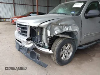 2010 GMC Sierra 1500 SLE z VIN 3GTRCVE09AG203731, wystawiony jako IAAI lot #41593779 z przebiegiem 192 576 mil mil oraz . Historia ofert i sprzedaży dostępna na DreamBid. Obrazek 6.