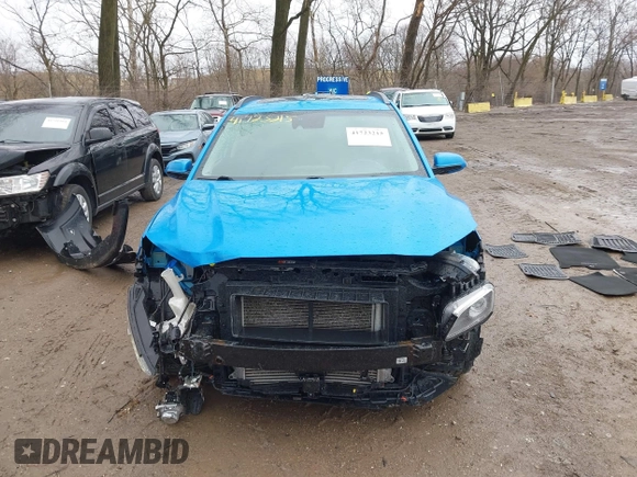 2020 Hyundai Kona Ultimate with VIN KM8K5CA54LU428684, listed as a IAAI auction lot 41723215 with 80,917 mi miles. Bid and sale history available at carsss.com. Image 12.