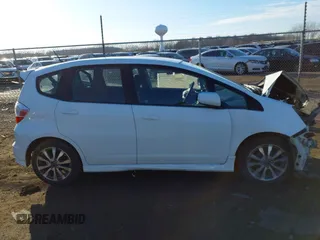 2013 Honda Fit Sport с VIN JHMGE8H53DC052224, выставлен на аукционе IAAI как лот 41524154 с пробегом 74 204 миль миль и . История ставок и продаж доступна на DreamBid. Изображение 14.