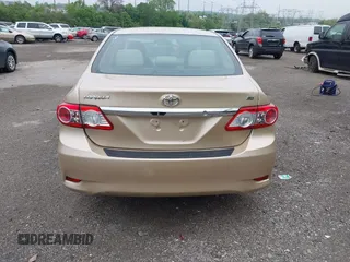 2013 Toyota Corolla L with VIN 2T1BU4EE8DC018511, listed as a IAAI auction lot 42174227 with 158,939 mi miles. Bid and sale history available at carsss.com. Image 17.