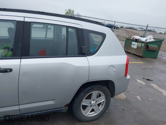 2007 Jeep Compass Sport with VIN 1J8FF47W77D278643, listed as a IAAI auction lot 42161111 with 164,805 mi miles and . Bid and sale history available at carsss.com. Image 15.