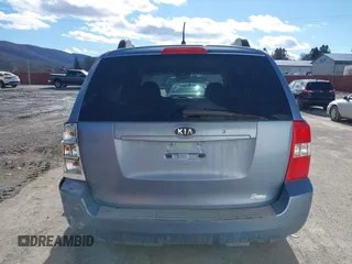 2007 Kia Sedona with VIN KNDMB133576126515, listed as a IAAI auction lot 41497785 with 112,034 mi miles. Bid and sale history available at carsss.com. Image 16.
