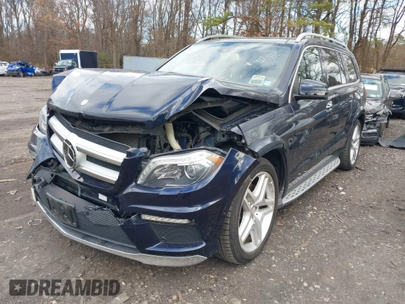 2014 Mercedes-Benz GL-Class GL 550 with VIN 4JGDF7DE2EA313661, listed as a IAAI auction lot 41214931 with 102,469 mi miles. Bid and sale history available at carsss.com. Image 2.