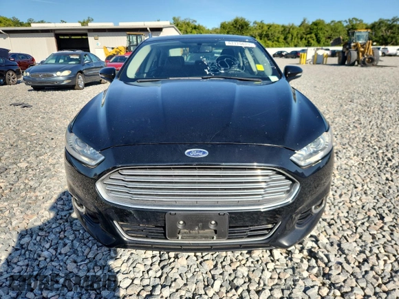 2016 Ford Fusion Titanium with VIN 3FA6P0K93GR103852, listed as a Copart auction lot 62175625 with 141,772 mi miles and Clean title. Bid and sale history available at DreamBid. Image 5.