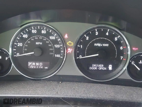2008 Jeep Commander Limited with VIN 1J8HG58N08C190641, listed as a IAAI auction lot 42442380 with 194,114 mi miles and . Bid and sale history available at DreamBid. Image 7.