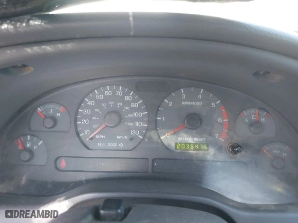 2001 Ford Mustang Standard with VIN 1FAFP40471F137005, listed as a IAAI auction lot 40493197 with 203,547 mi miles. Bid and sale history available at carsss.com. Image 7.