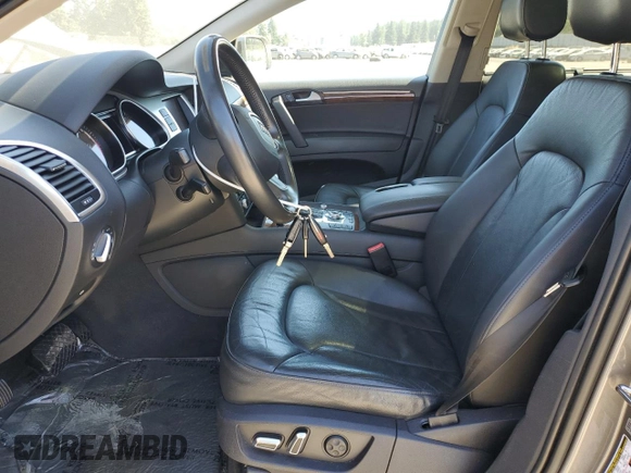 2013 Audi Q7 Premium Plus z VIN WA1LGAFE2DD015433, wystawiony jako Copart lot #66265735 z przebiegiem 124 118 mil mil oraz Czysty tytuł • Clean title. Historia ofert i sprzedaży dostępna na DreamBid. Obrazek 7.