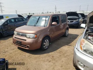 2011 Nissan Cube S z VIN JN8AZ2KR7BT204592, wystawiony jako Copart lot #64864313 z przebiegiem 150 009 mil mil oraz Tytuł czysty. Historia ofert i sprzedaży dostępna na DreamBid. Obrazek 1.