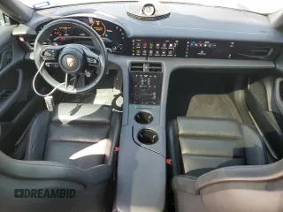 2020 Porsche Taycan 4S z VIN WP0AB2Y1XLSA52223, wystawiony jako Copart lot #51683985 z przebiegiem 46 908 mil mil oraz Szkoda całkowita • Salvage title. Historia ofert i sprzedaży dostępna na DreamBid. Obrazek 8.
