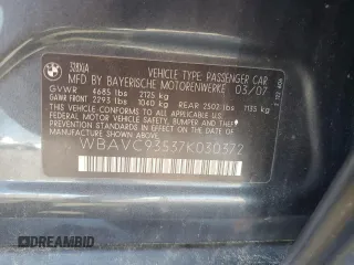 2007 BMW 3 Series 328xi z VIN WBAVC93537K030372, wystawiony jako Copart lot #59090425 z przebiegiem 191 023 mil mil oraz Czysty tytuł • Clean title. Historia ofert i sprzedaży dostępna na DreamBid. Obrazek 12.
