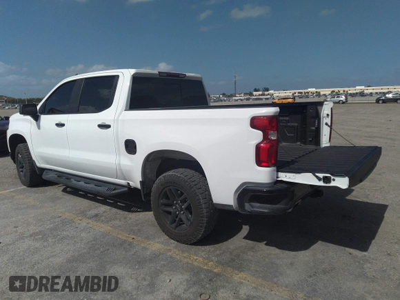 2020 Chevrolet Silverado 1500 LT Trail Boss with VIN 1GCPYFED6LZ137417, listed as a IAAI auction lot 34726364 with 28,782 mi miles. Bid and sale history available at carsss.com. Image 3.