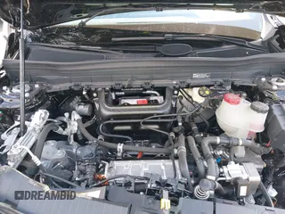 2023 Mercedes-Benz EQB 300 z VIN W1N9M0KB8PN076498, wystawiony jako IAAI lot #41992276 z przebiegiem 9062 mil mil oraz . Historia ofert i sprzedaży dostępna na DreamBid. Obrazek 10.
