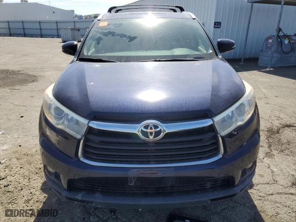 2014 Toyota Highlander XLE with VIN 5TDJKRFH6ES064029, listed as a Copart auction lot 43529395 with 99,881 mi miles and Clean Title. Bid and sale history available at carsss.com. Image 5.