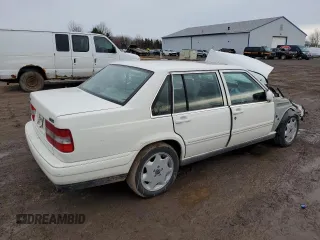 1996 Volvo 960 z VIN YV1KS9607T1082316, wystawiony jako Copart lot #44274985 z przebiegiem 71 948 mil mil oraz Szkody całkowita. Historia ofert i sprzedaży dostępna na DreamBid. Obrazek 3.