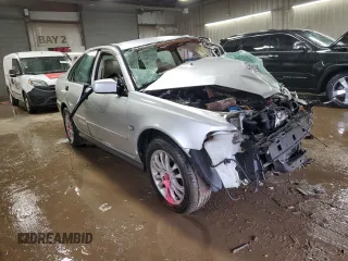 2004 Volvo S40 z VIN YV1VS27594F089366, wystawiony jako Copart lot #49464025 z przebiegiem Nie podano mil oraz Nie do naprawy. Historia ofert i sprzedaży dostępna na DreamBid. Obrazek 4.