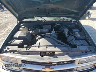 1996 Chevrolet Silverado 1500 with VIN 1GCEC14W4TZ212093, listed as a Copart auction lot 88903845 with 195,672 mi miles and Salvage Title. Bid and sale history available at DreamBid. Image 11.