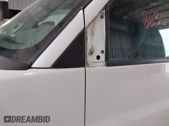 2012 Chevrolet Express Cargo with VIN 1GCSGAFX8C1176033, listed as a IAAI auction lot 42068630 with 260,289 mi miles and . Bid and sale history available at DreamBid. Image 18.