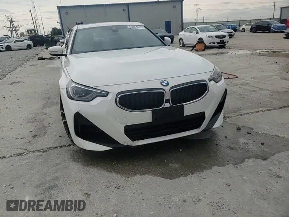 2023 BMW 2 Series 230i with VIN 3MW23CM0XP8D29605, listed as a Copart auction lot 60284905 with 39,622 mi miles and Salvage title. Bid and sale history available at DreamBid. Image 13.