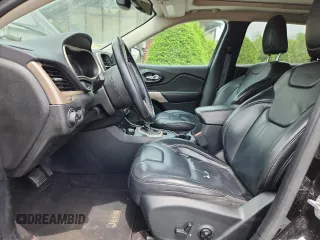 2017 Jeep Cherokee High Altitude z VIN 1C4PJMDS7HW637720, wystawiony jako Copart lot #62146695 z przebiegiem 152 363 mil mil oraz Czysty tytuł • Clean title. Historia ofert i sprzedaży dostępna na DreamBid. Obrazek 7.