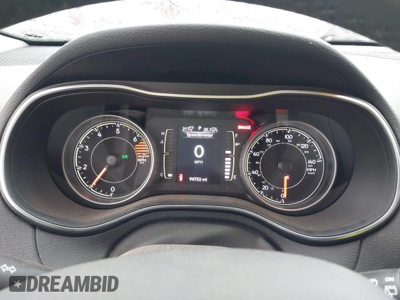 2019 Jeep Cherokee Latitude Plus z VIN 1C4PJLLB3KD151355, wystawiony jako IAAI lot #42128836 z przebiegiem 94 753 mil mil oraz . Historia ofert i sprzedaży dostępna na DreamBid. Obrazek 7.