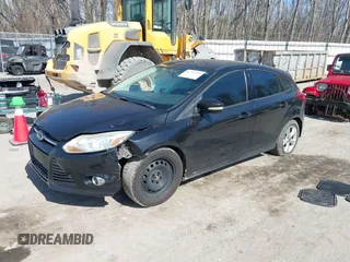 2013 Ford Focus SE with VIN 1FADP3K24DL365417, listed as a IAAI auction lot 41792235 with 187,607 mi miles. Bid and sale history available at carsss.com. Image 2.