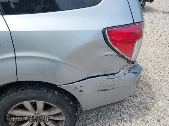 2012 Subaru Forester X Premium с VIN JF2SHBDC6CH402002, выставлен на аукционе IAAI как лот 42758862 с пробегом 181 459 миль миль и . История ставок и продаж доступна на DreamBid. Изображение 6.