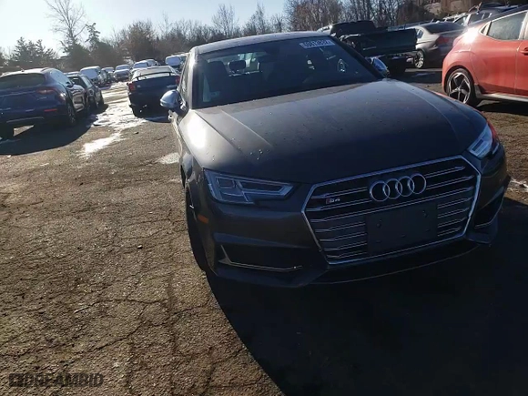 2018 Audi S4 Premium Plus with VIN WAUB4AF4XJA003946, listed as a Copart auction lot 69813832 with 35,827 mi miles. Bid and sale history available at carsss.com. Image 11.