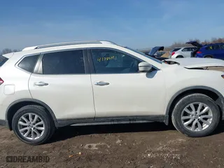 2020 Nissan Rogue SV with VIN JN8AT2MV8LW121958, listed as a IAAI auction lot 41786521 with 52,008 mi miles. Bid and sale history available at carsss.com. Image 13.