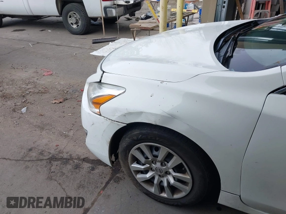 2015 Nissan Altima SV with VIN 1N4AL3AP7FC436155, listed as a IAAI auction lot 41642154 with 85,977 mi miles and . Bid and sale history available at DreamBid. Image 15.