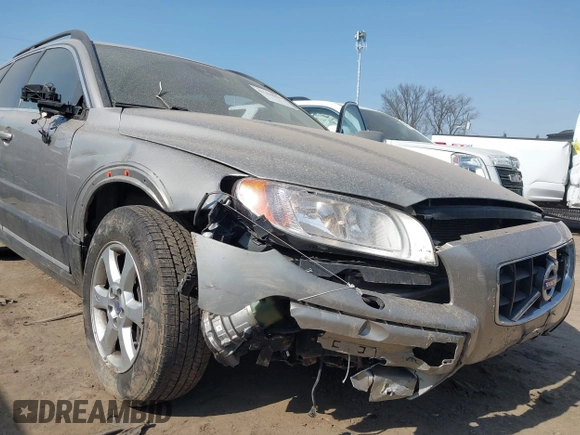 2012 Volvo XC70 3.2L with VIN YV4952BZ0C1141842, listed as a IAAI auction lot 41784679 with 106,541 mi miles and . Bid and sale history available at DreamBid. Image 6.
