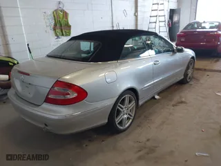 2005 Mercedes-Benz CLK-Class 3.2L with VIN WDBTK65J95F134391, listed as a IAAI auction lot 42040269 with 179,720 mi miles. Bid and sale history available at carsss.com. Image 4.