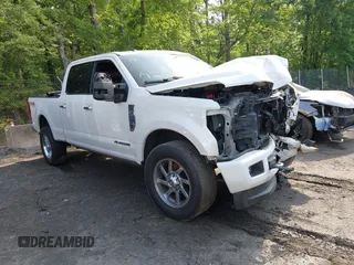 2017 Ford F-250 Lariat z VIN 1FT7W2BT0HED98616, wystawiony jako IAAI lot #42154429 z przebiegiem 109 226 mil mil oraz . Historia ofert i sprzedaży dostępna na DreamBid. Obrazek 1.