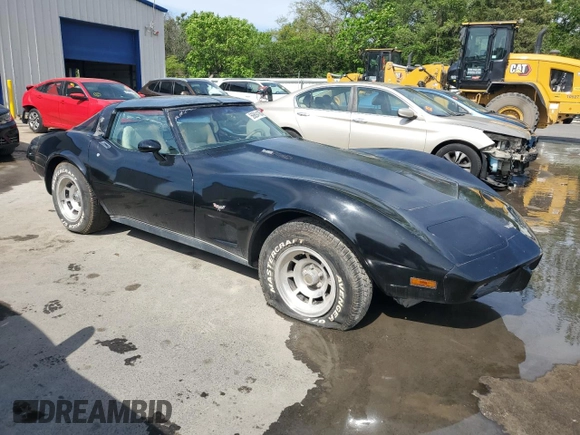 1979 Chevrolet Corvette with VIN 1Z8749S415295, listed as a Copart auction lot 56894185 with 32,006 mi miles and Clean title. Bid and sale history available at DreamBid. Image 4.
