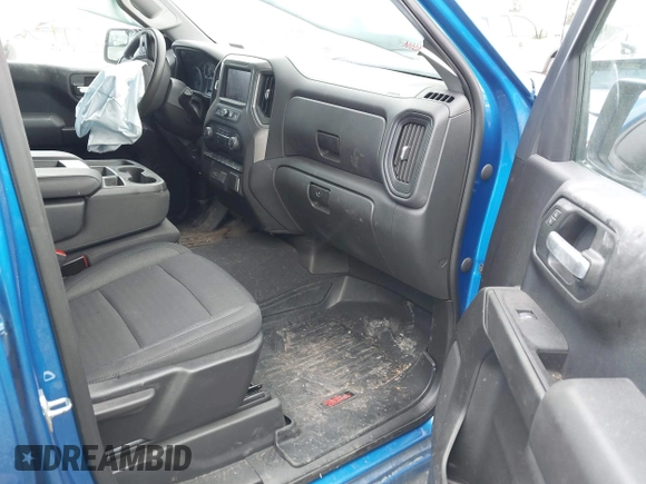 2022 Chevrolet Silverado 1500 Custom Trail Boss with VIN 3GCPDCED3NG689082, listed as a IAAI auction lot 41847136 with 38,101 mi miles and . Bid and sale history available at DreamBid. Image 5.