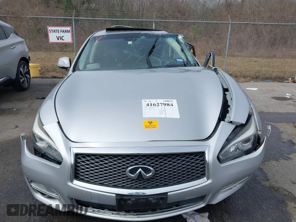 2018 Infiniti Q70 Luxe с VIN JN1BY1PPXJM330669, выставлен на аукционе IAAI как лот 41627984 с пробегом Не указан миль и . История ставок и продаж доступна на DreamBid. Изображение 11.