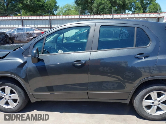 2020 Chevrolet Trax LS с VIN 3GNCJKSBXLL222340, выставлен на аукционе IAAI как лот 42072480 с пробегом 42 272 миль миль и . История ставок и продаж доступна на DreamBid. Изображение 15.