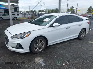 2018 Hyundai Sonata Sport with VIN 5NPE34AF8JH651873, listed as a IAAI auction lot 41777464 with 97,342 mi miles and . Bid and sale history available at carsss.com. Image 17.